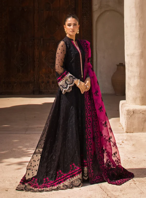 Zainab Chottani - Nora - Image 3