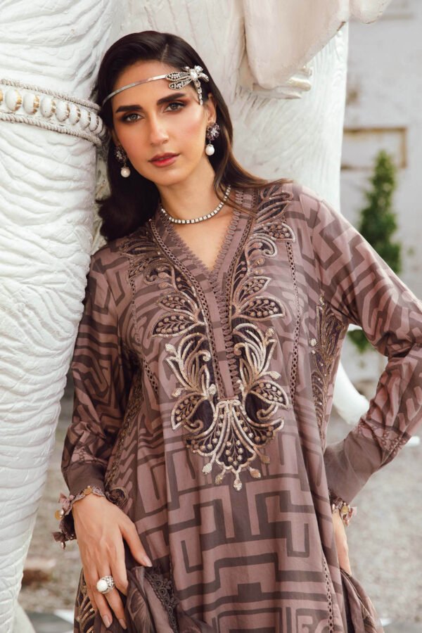 Maria-B Embroidered Cambric Suit | MPT-2703-B - Image 3